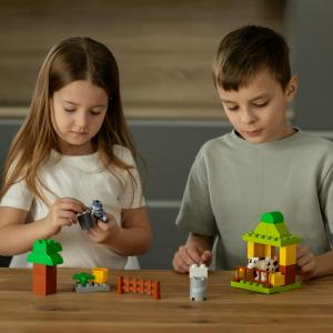 Accès Mini-Village et Canopée