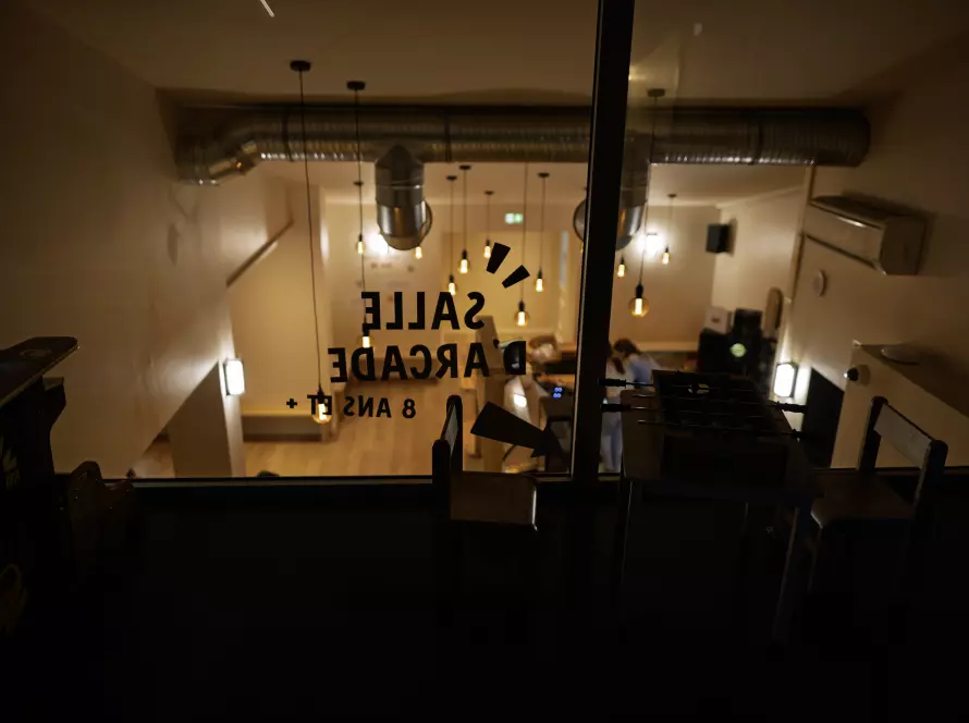 Salle d'arcade pour les 8 ans +